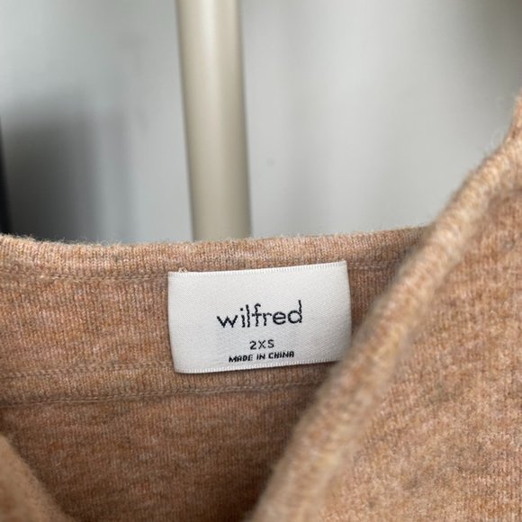Aritzia/Wilfred Sicily Sweater Top - Picture 2 of 2